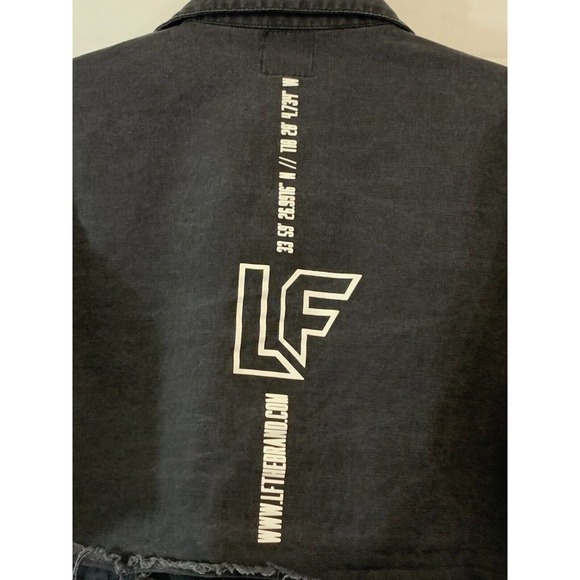 LF The Brand Women’s Black CARGO 8749 Graphic Cropped Distressed Jacket Size XS - Picture 6 of 12